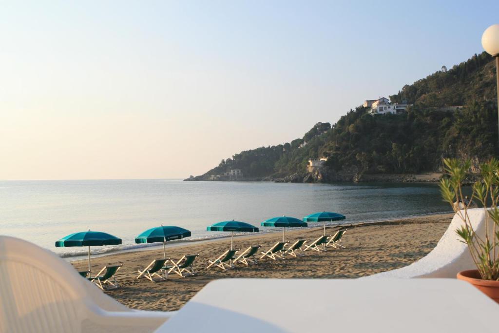 Hotel Club Poseidon Stalettì Kültér fotó