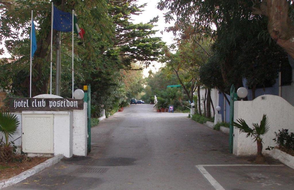 Hotel Club Poseidon Stalettì Kültér fotó